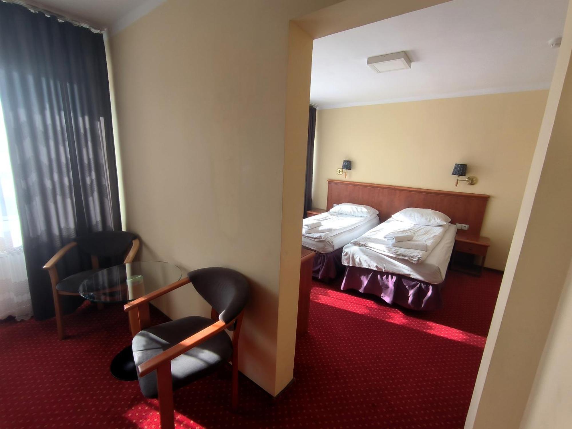 Arkadia Hotel Kielce Eksteriør billede